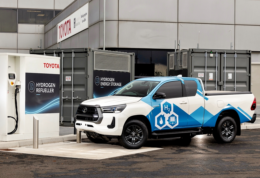 Toyota Hilux hydrogen fuel cell electric 2023