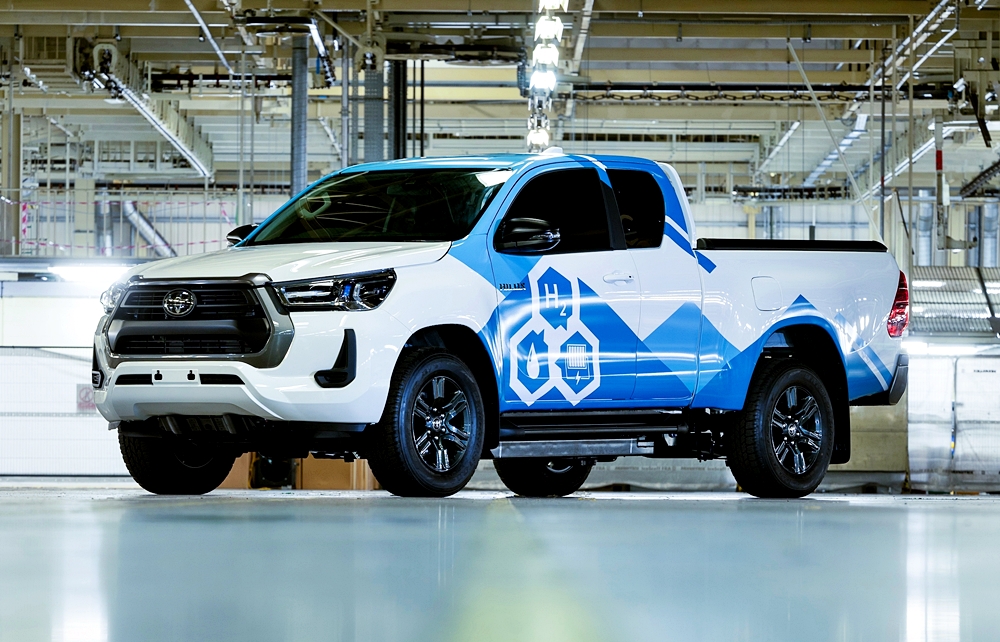 Prototaip Toyota Hilux sel bahan api hidrogen