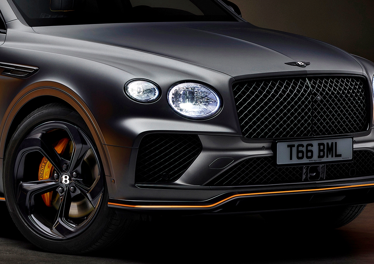  Bentley Bentayga S Black Edition
