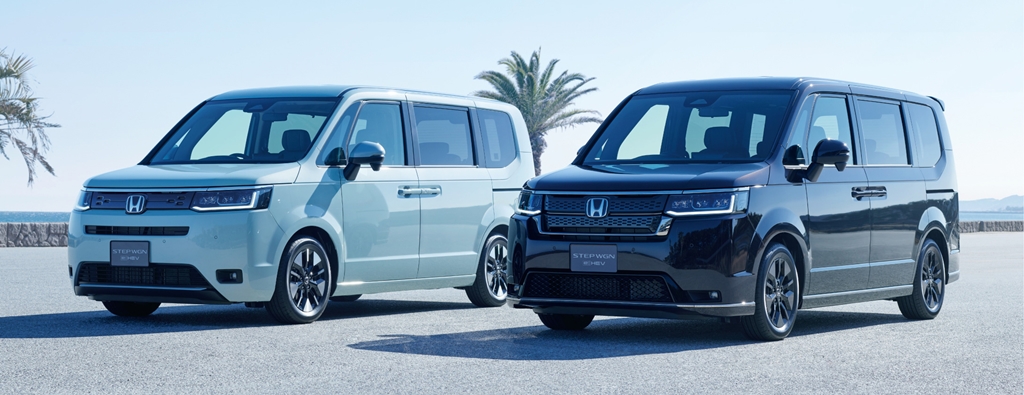 Honda STEP WGN e HEV AIR dan STEP WGN e HEV SPADA