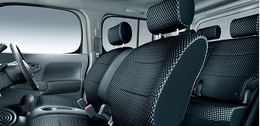 Nissan Cube Rider