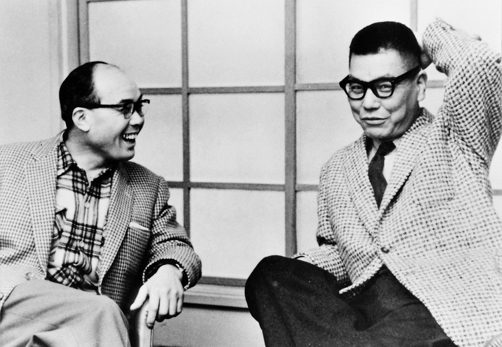 Soichiro Honda (kiri), Takeo Fujisawa (kanan)