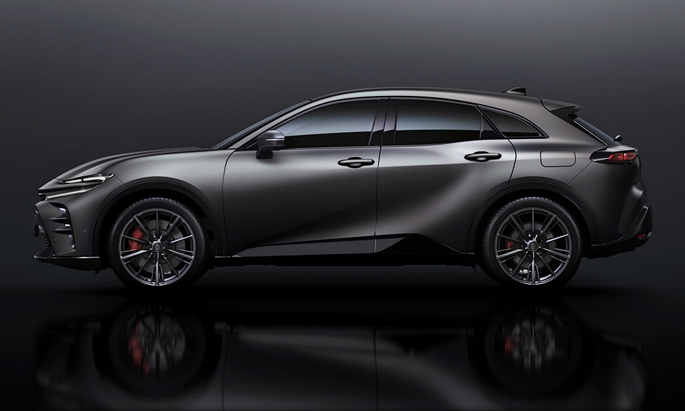 Toyota Crown Sport RS Limited Matte Metal 2025