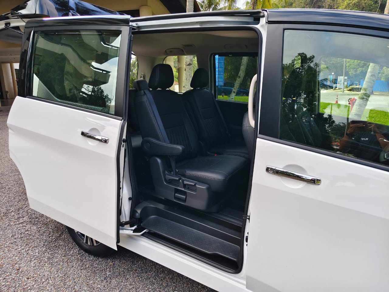 Nissan Serena e-POWER