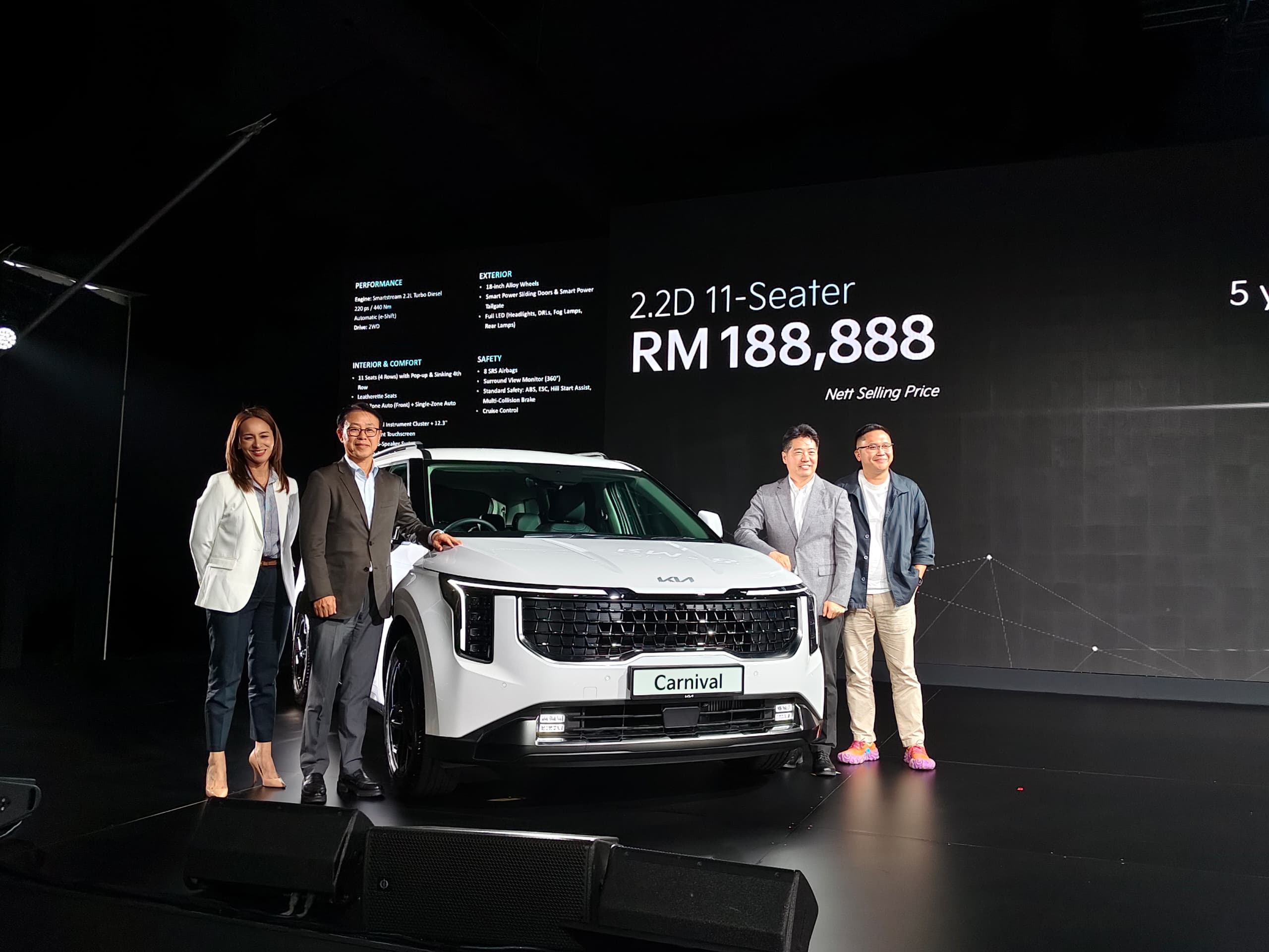 Kia Carnival