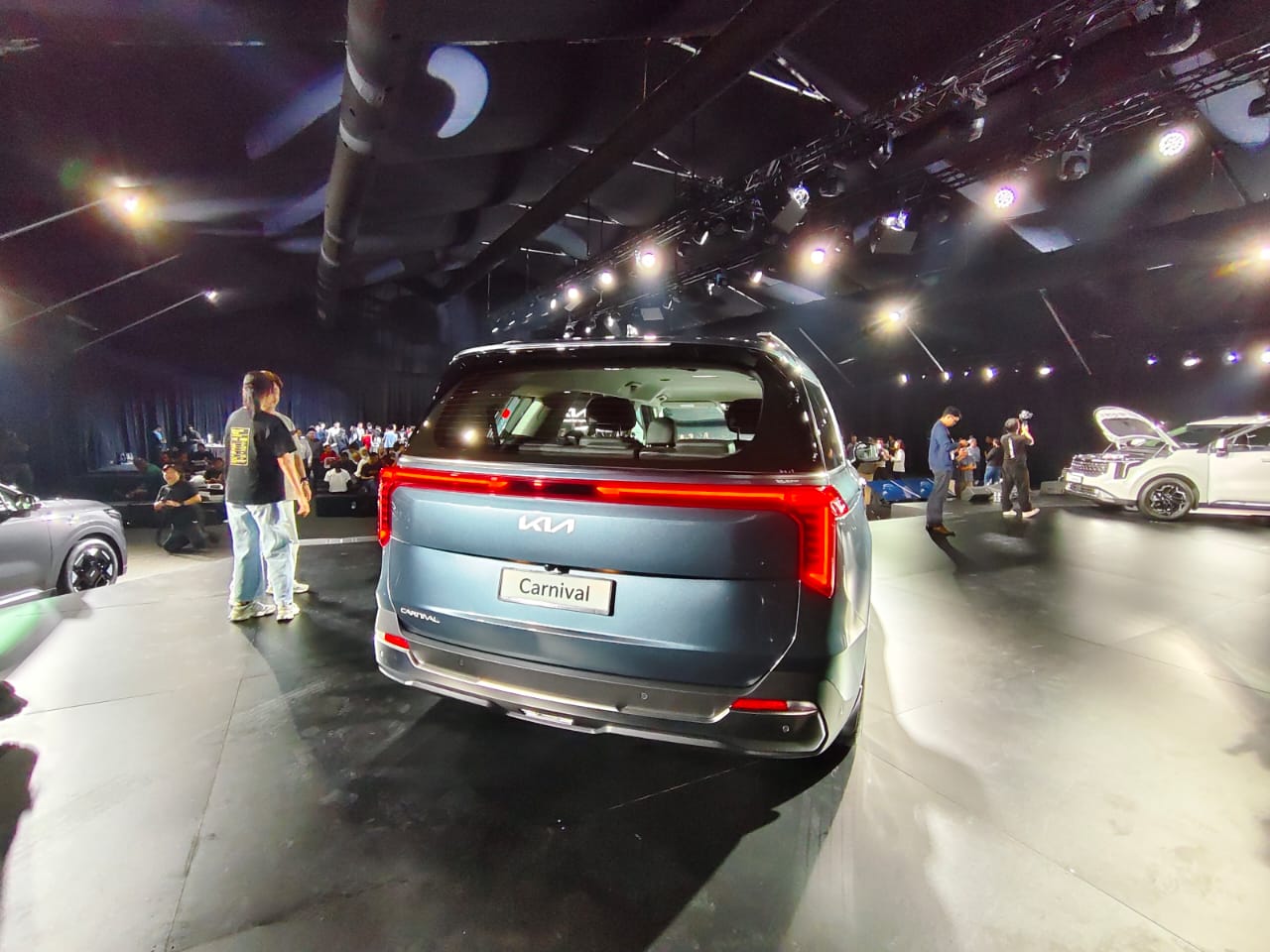 Kia Carnival