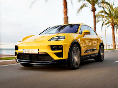 Porsche Macan Turbo - Speed Yellow 